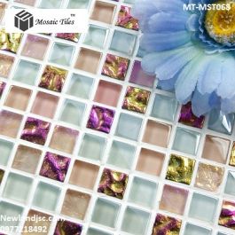 Gạch Mosaic Thủy Tinh trộn màu MT-MST068