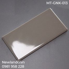 Gạch thẻ ốp tường nhập khẩu màu ghi xám KT 75x150mm MT-GNK-013