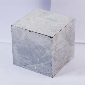 Đá cubic xanh đen Thanh Hóa 10x10x10 cm MT-DSV00027