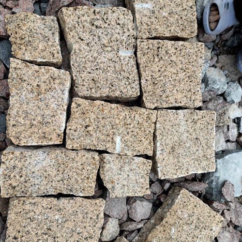 Đá rối ốp tường granite Vàng Bình Định | Vật liệu xây dựng Newlando.vn