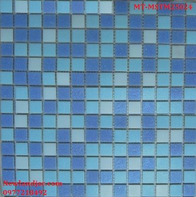 gach-mosaic-thuy tinh mo-tron mau-MT-MSTM25024