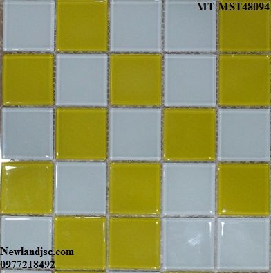 gach-mosaic-thuy tinh-tron mau-MT-MST48094