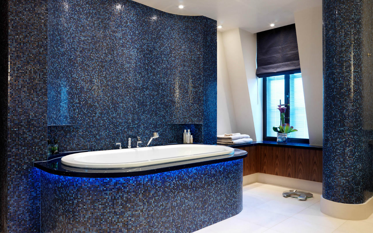 Trang trí nhà tắm bằng gạch mosaic