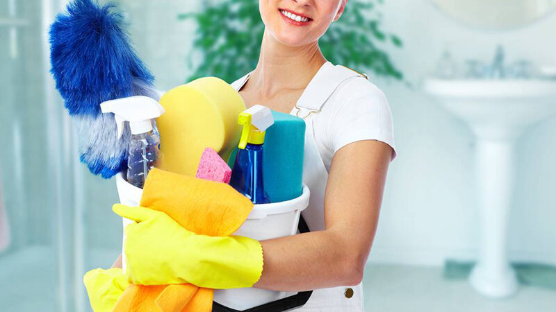 Cách làm sạch nền gạch bông bằng bột làm bánh