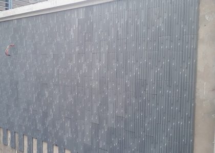 Gạch 3d được sử dụng nhiều trong các thiết kế trang trí phòng khách, showroom, nhà bếp, phòng ngủ, vách cầu thang
