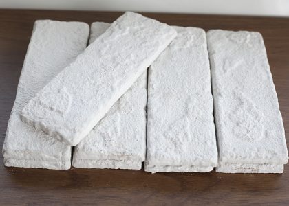 Gạch thẻ giả cổ ốp tường mang vẻ đẹp mộc mạc, đơn giản, gần gũi