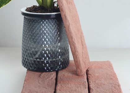 Gạch giả cổ MTGC-00008 với vẻ ngoài độc đáo đã trở thành sự lựa chọn phổ biến trong thiết kế thi công nội – ngoại thất hiện nay