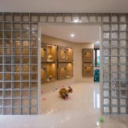 Gạch kính lấy sáng Newlando cùng Cuddle Pet Spa and Hotel
