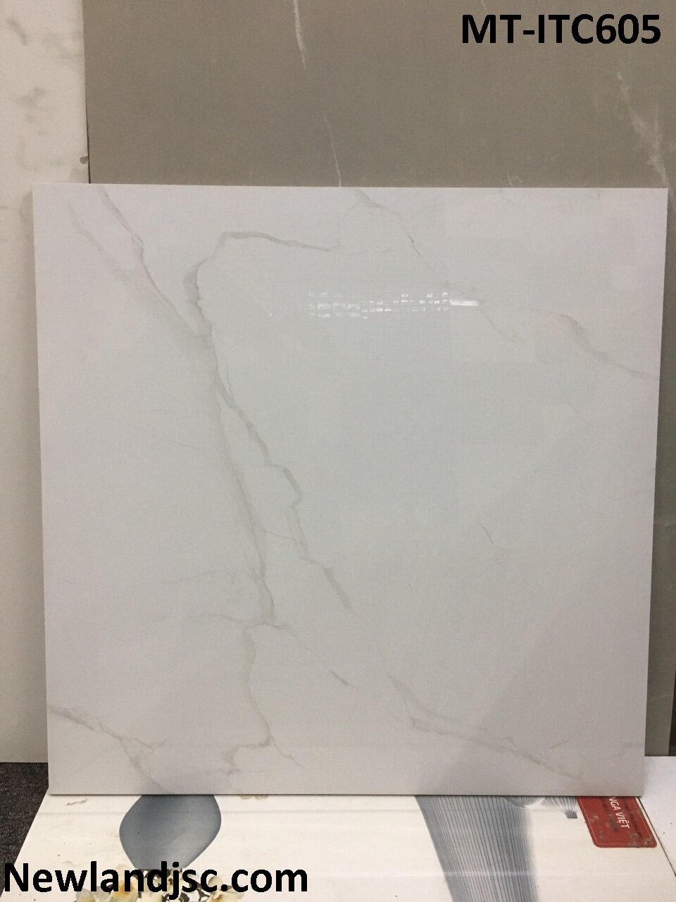 gach-lat-nen-kt-600x600mm-MT-ITC605