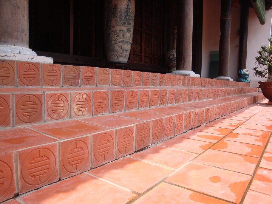 gach-lat-nen-vat-lieu-ben-vung-cho-ngoi-nha-cua-ban-p2