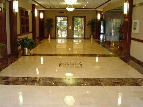 ve-sinh-ban-da-marble-da-cam-thach-nhu-nao