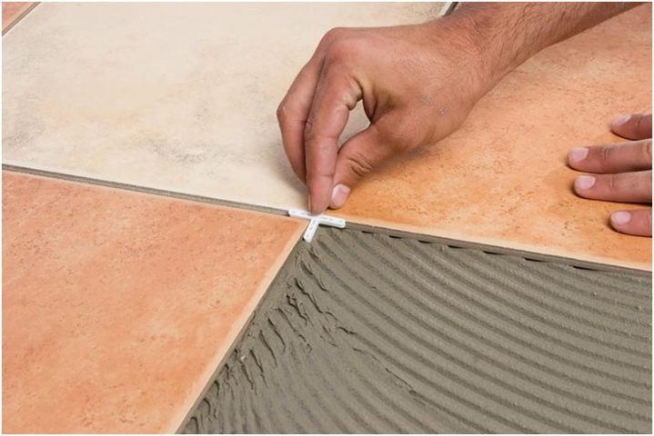 Ưu tiên keo dán gạch thay hồ vữa – Dù giá cao hơn nhưng tiết kiệm lâu dài