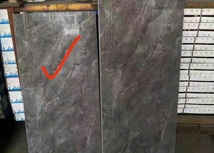 Gạch ốp lát bậc cầu thang có bề mặt bóng, có rãnh, kẻ chỉ, hạn chế trơn trượt tối ưu
