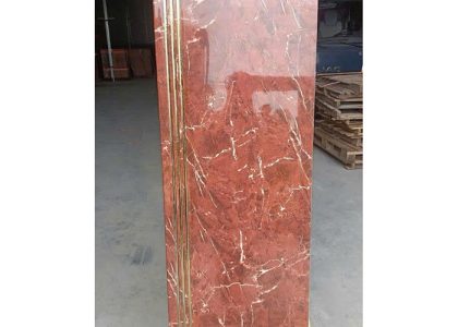 Gạch ốp lát bậc cầu thang có bề mặt bóng, có rãnh, kẻ chỉ, hạn chế trơn trượt tối ưu