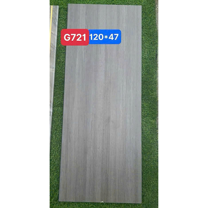 Gạch ốp lát bậc cầu thang có bề mặt bóng, có rãnh, kẻ chỉ, hạn chế trơn trượt tối ưu