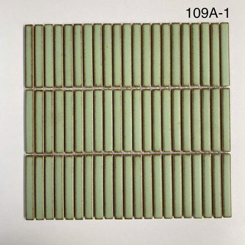 Gạch thẻ cao cấp có cấu tạo chắc chắn và có độ bền cao, không bị phai màu, đảm bảo công trình luôn đẹp bền vững theo thời gian