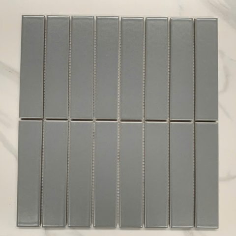 Gạch thẻ que cao cấp có gam màu nhẹ nhàng, phù hợp với phong cách thiết kế hiện đại, vintage, tối giản