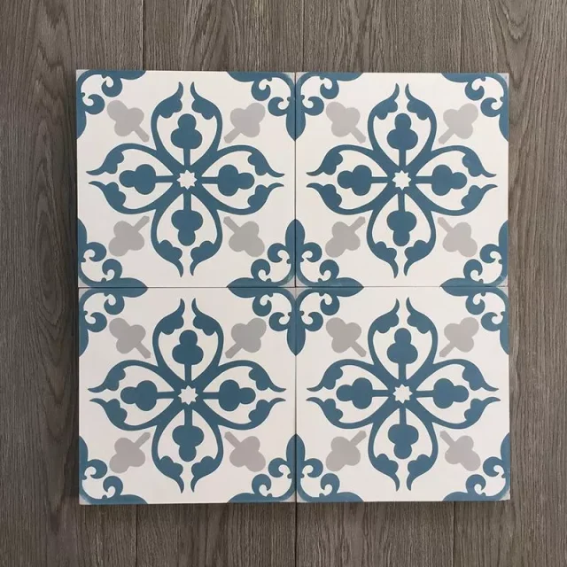 Mang hơi thở cổ điển về nhà với gạch bông lát nền