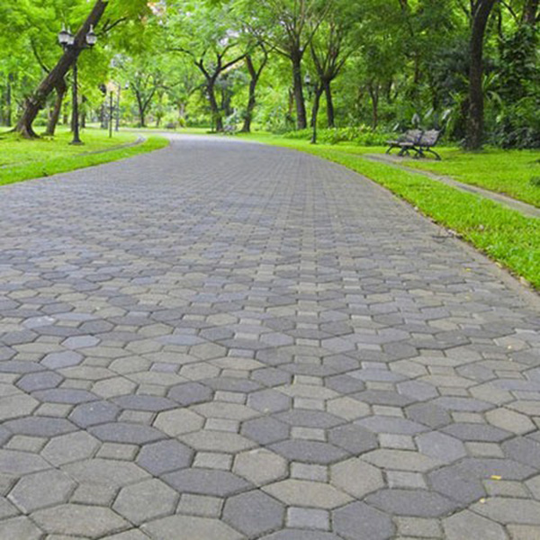 Cẩm nang chọn gạch vỉa hè lát sân vườn: mẫu mới, giá tốt, độ bền cao