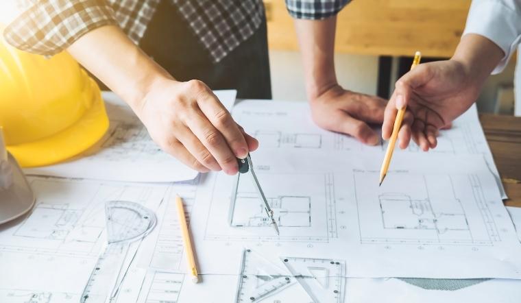Có nên xây nhà vào mùa mưa? Ưu nhược điểm cần biết