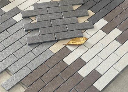 Gạch ốp tường Việt Nhật có bề mặt sắc nét, màu sắc hiện đại, sản phẩm phù hợp với nhiều không gian