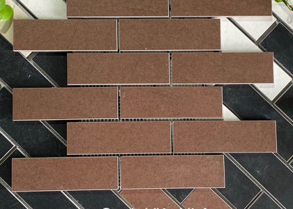 Gạch ốp tường Việt Nhật có bề mặt sắc nét, màu sắc hiện đại, sản phẩm phù hợp với nhiều không gian