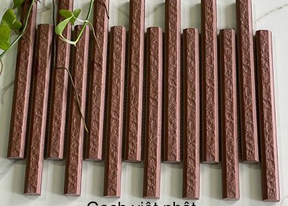 Gạch ốp tường Việt Nhật có bề mặt sắc nét, màu sắc hiện đại, sản phẩm phù hợp với nhiều không gian