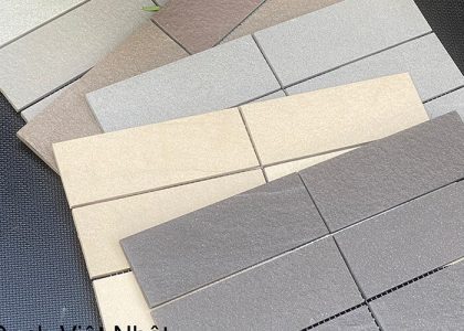 Gạch ốp tường Việt Nhật có bề mặt sắc nét, màu sắc hiện đại, sản phẩm phù hợp với nhiều không gian