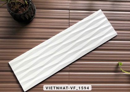 Gạch ốp tường Việt Nhật có bề mặt sắc nét, màu sắc hiện đại, sản phẩm phù hợp với nhiều không gian