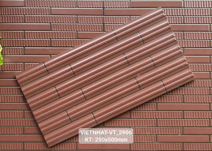 Gạch ốp tường Việt Nhật có bề mặt sắc nét, màu sắc hiện đại, sản phẩm phù hợp với nhiều không gian