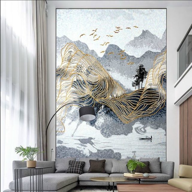 Tranh mosaic gồm những viên gạch nhỏ được nung khoảng 1230 độ C, nhiệt độ nung ổn định mang đến kết cấu vững chắc