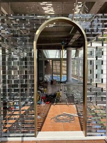 Gạch kính lấy sáng mặt tiền nhà phố ngày càng được ưa chuộng