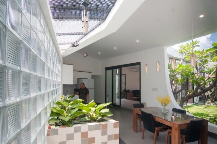 Ứng dụng của gạch kính lấy sáng trong thiết kế nội thất & ngoại thất