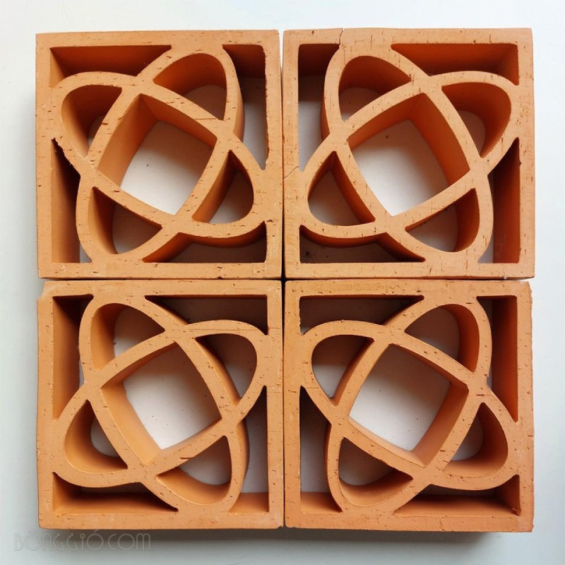 Gạch Thông Gió Elip là một loại gạch tự nhiên được sản xuất từ đất sét và nung ở nhiệt độ cao.