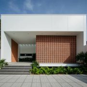 Kinh nghiệm chọn và ứng dụng gạch thông gió hiệu quả trong thực tế