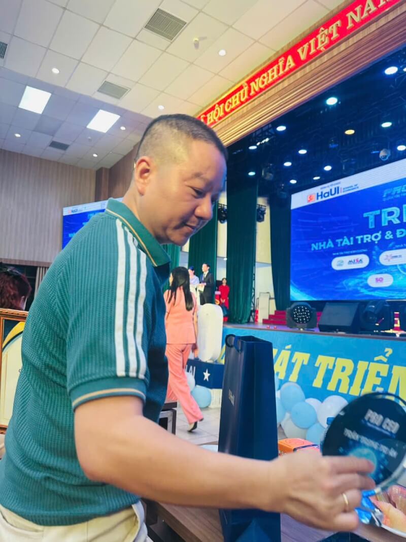 Newlando tài trợ chương trình Proceo 2026 HaUI – Dấu ấn nổi bật tại đêm Chung kết 22/04/2026