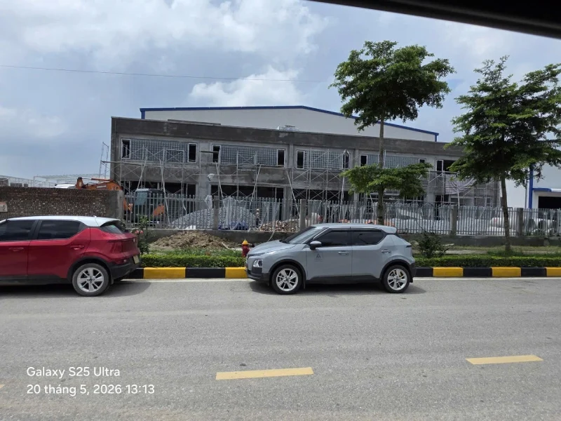 Newlando cung cấp gạch kính sọc đũa cho dự án trụ sở văn phòng GIA BINH INDUSTRIAL PARK, Bắc Ninh
