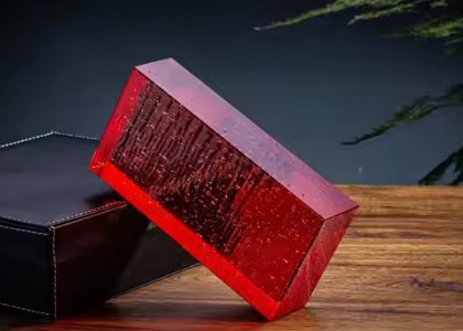 Gạch kính đỏ vân sóng bọt nước 200x100x50mm MTGKM-0008